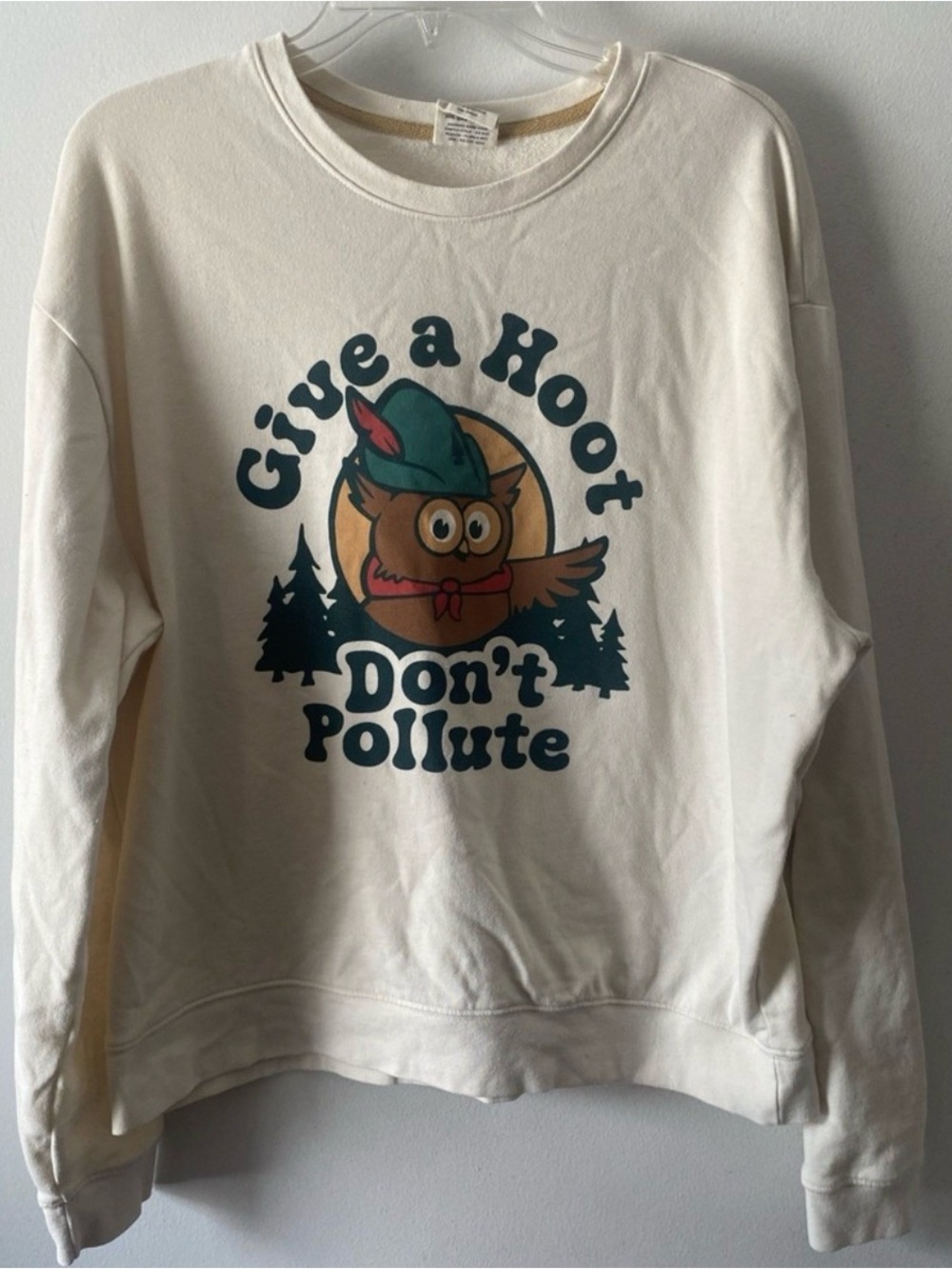 The Landmark Project Cream “Give a Hoot Don’t Pollute” Woodsey Owl  Sweatshirt M